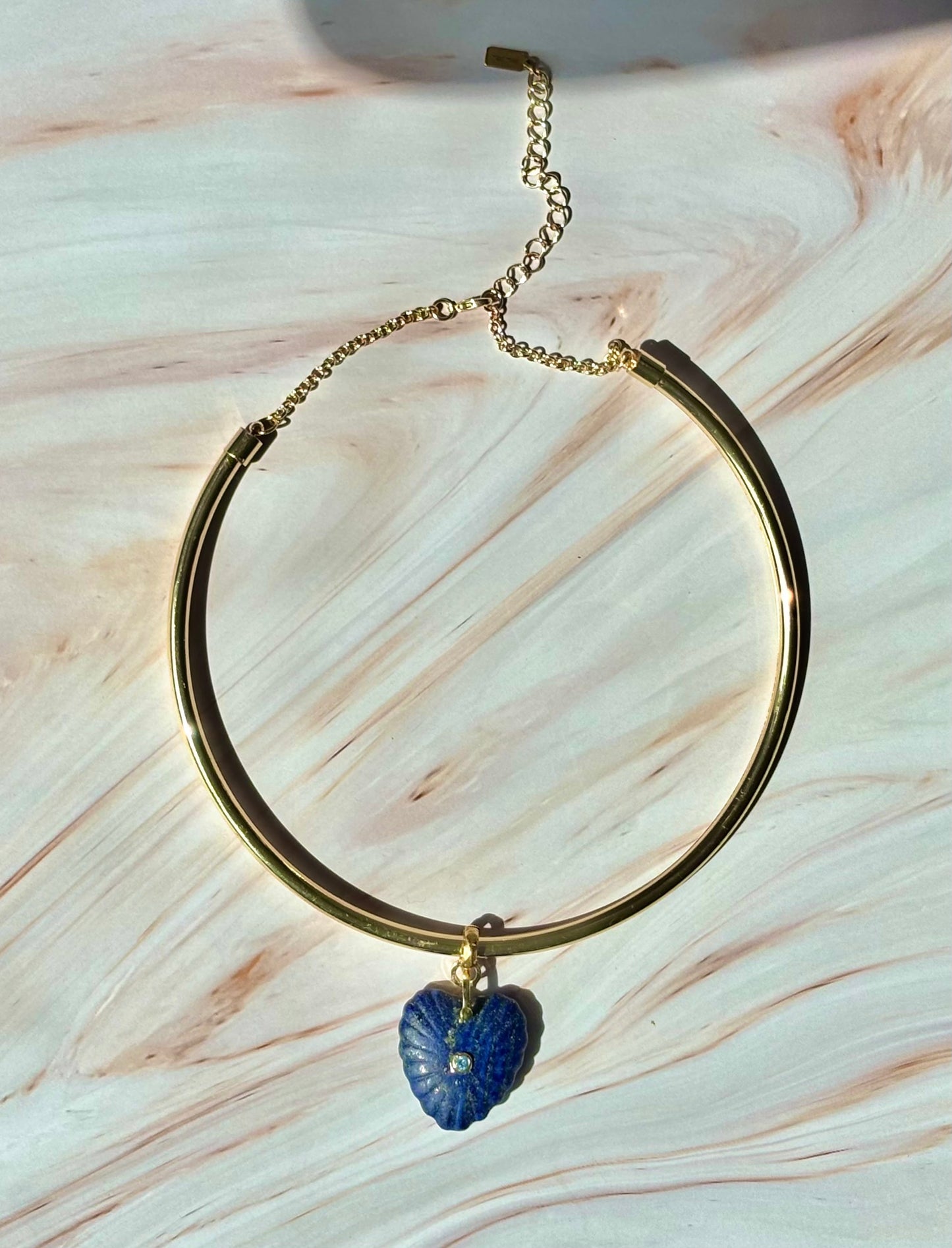 Calypso Choker